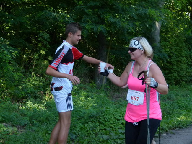Koleżeńsko w cieniu bukowego lasu (zdjęcia)