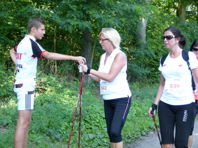 Koleżeńsko w cieniu bukowego lasu (zdjęcia)