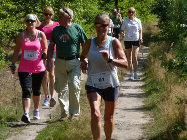 Koleżeńsko w cieniu bukowego lasu (zdjęcia)