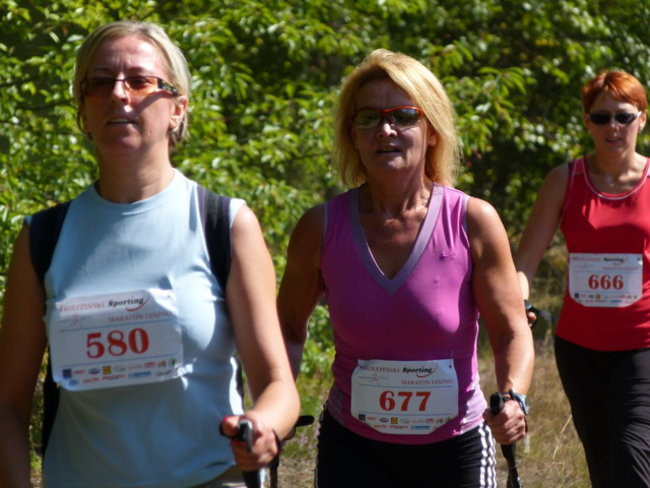 Koleżeńsko w cieniu bukowego lasu (zdjęcia)