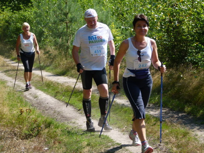 Koleżeńsko w cieniu bukowego lasu (zdjęcia)