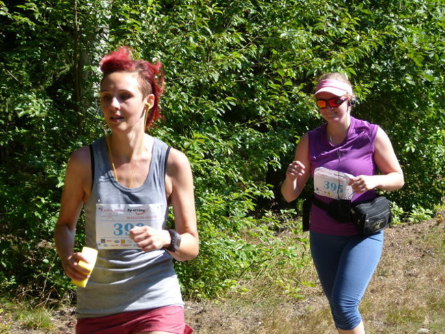 Koleżeńsko w cieniu bukowego lasu (zdjęcia)