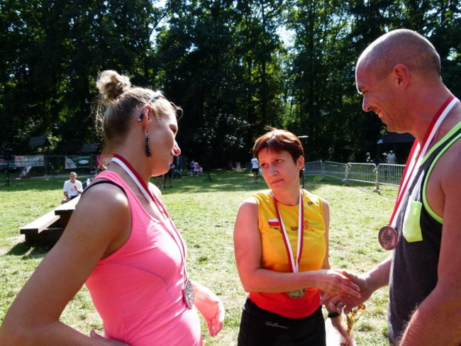 Koleżeńsko w cieniu bukowego lasu (zdjęcia)