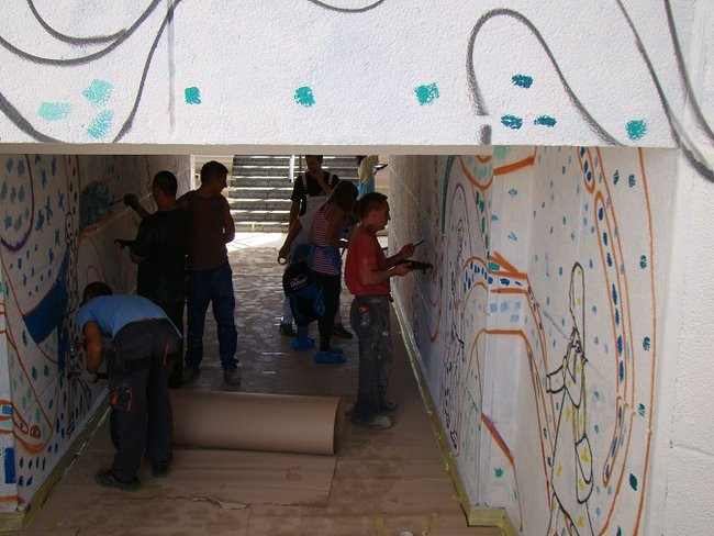 Tunel prawie pomalowany (zdjęcia)