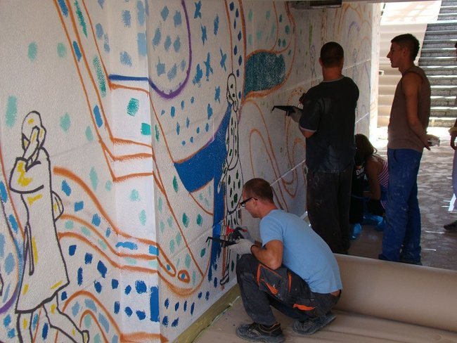 Tunel prawie pomalowany (zdjęcia)