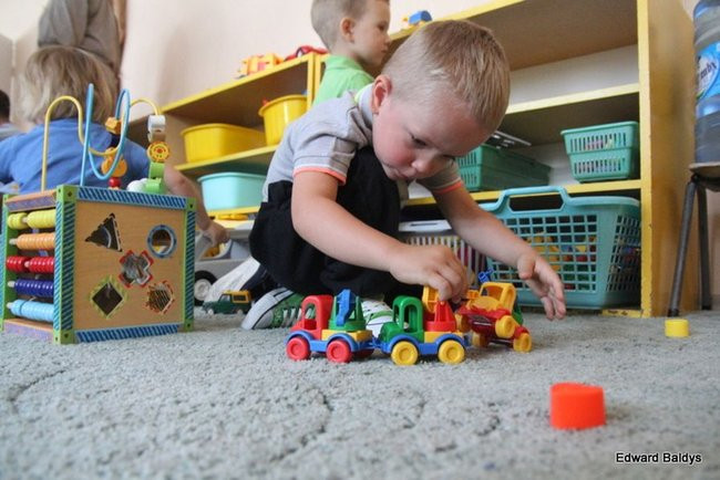 Dzieci chcą się poznać (zdjęcia)