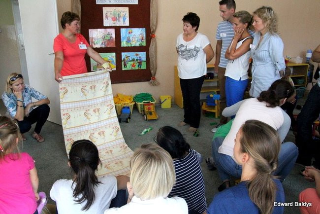 Dzieci chcą się poznać (zdjęcia)