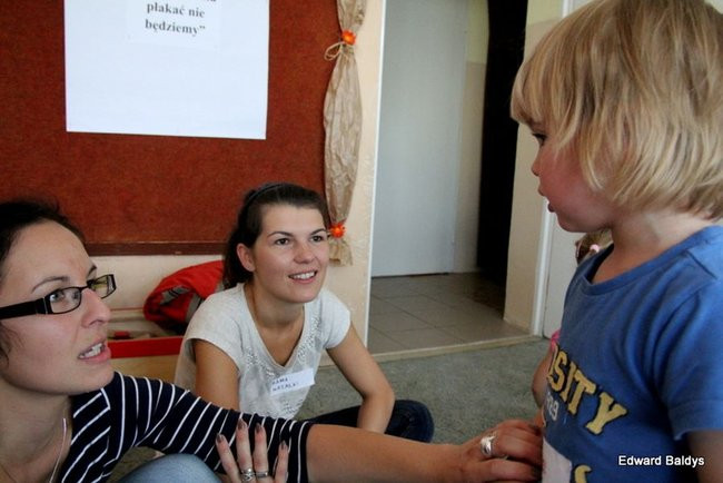 Dzieci chcą się poznać (zdjęcia)