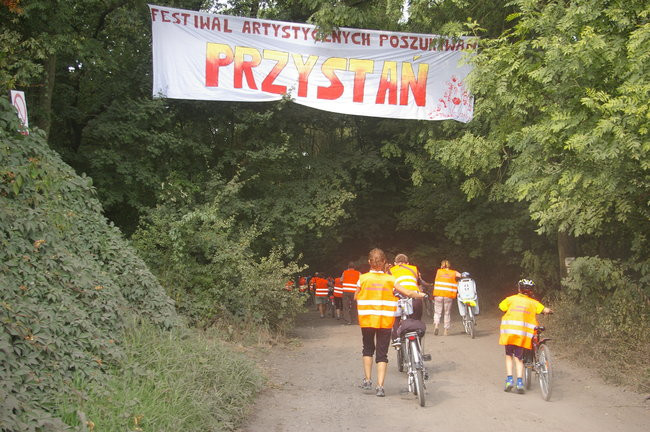 Rekordowa frekwencja na Rajdzie Zdzisława Adamczaka (zdjęcia)