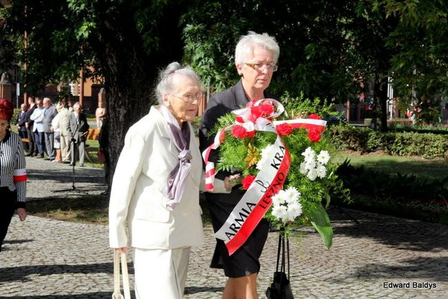 W rocznicę wybuchu drugiej wojny światowej (zdjęcia)