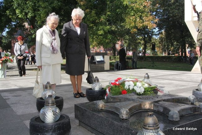 W rocznicę wybuchu drugiej wojny światowej (zdjęcia)