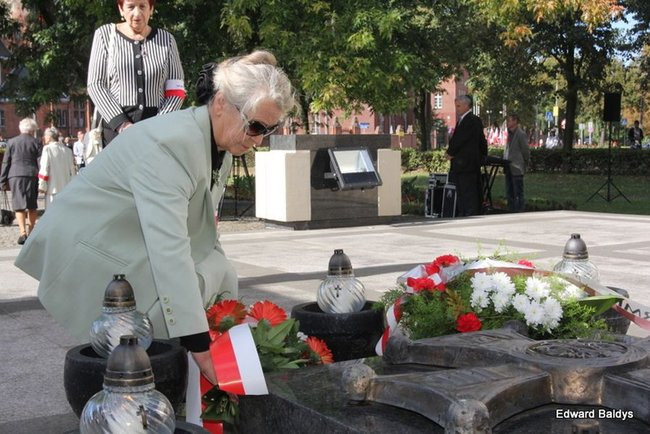 W rocznicę wybuchu drugiej wojny światowej (zdjęcia)