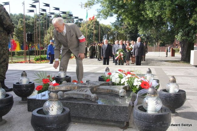 W rocznicę wybuchu drugiej wojny światowej (zdjęcia)