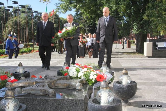 W rocznicę wybuchu drugiej wojny światowej (zdjęcia)
