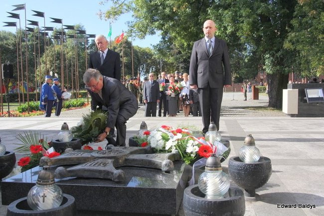 W rocznicę wybuchu drugiej wojny światowej (zdjęcia)