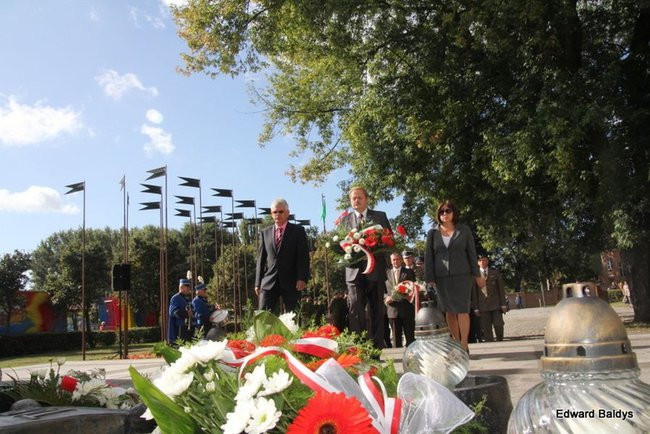 W rocznicę wybuchu drugiej wojny światowej (zdjęcia)