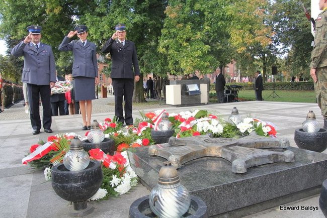 W rocznicę wybuchu drugiej wojny światowej (zdjęcia)