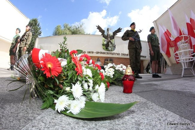 W rocznicę wybuchu drugiej wojny światowej (zdjęcia)