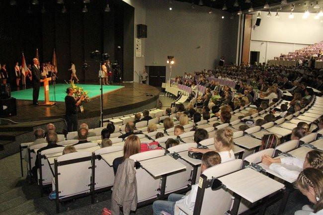 Rok szkolny rozpoczęty (zdjęcia)