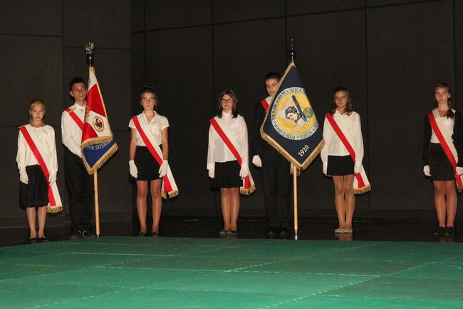 Rok szkolny rozpoczęty (zdjęcia)