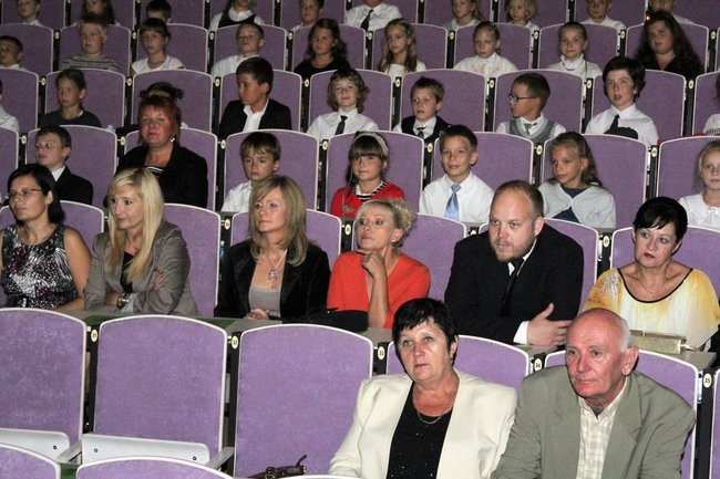 Rok szkolny rozpoczęty (zdjęcia)