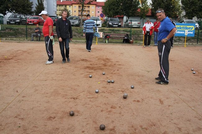 Piknik na bulodromie (zdjęcia)