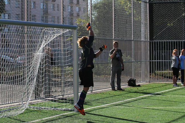 Pierwszy mecz na nowym boisku (zdjęcia)