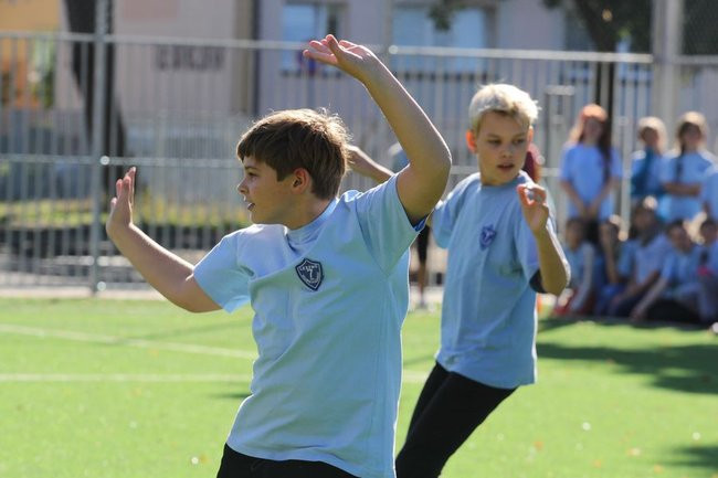 Pierwszy mecz na nowym boisku (zdjęcia)