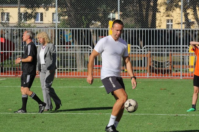 Pierwszy mecz na nowym boisku (zdjęcia)