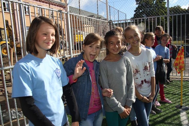 Pierwszy mecz na nowym boisku (zdjęcia)