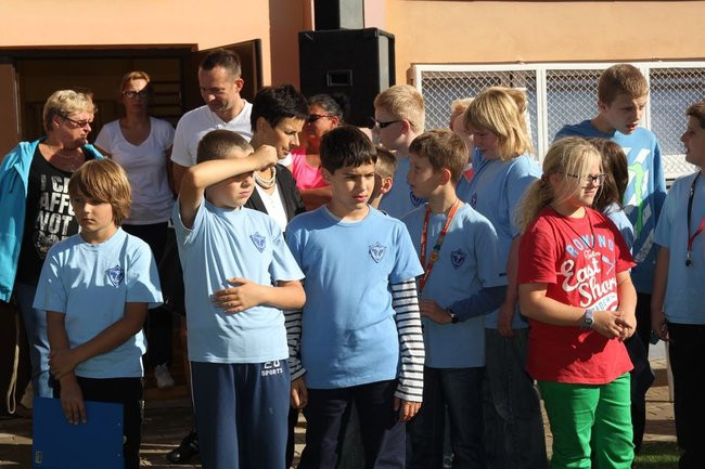 Pierwszy mecz na nowym boisku (zdjęcia)