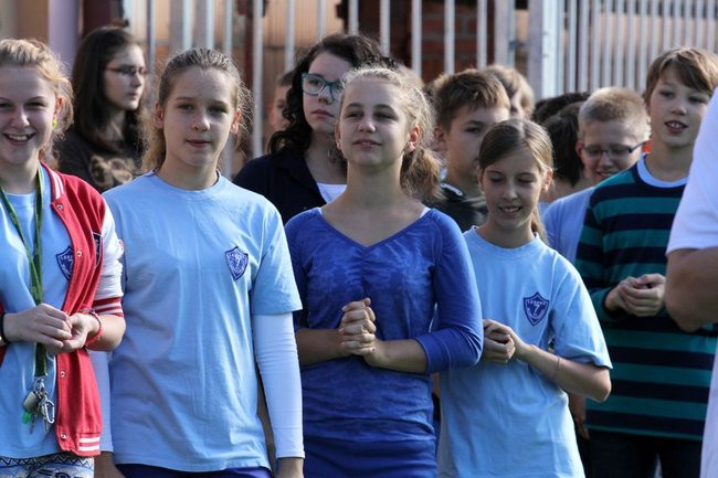 Pierwszy mecz na nowym boisku (zdjęcia)