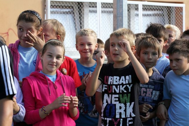 Pierwszy mecz na nowym boisku (zdjęcia)