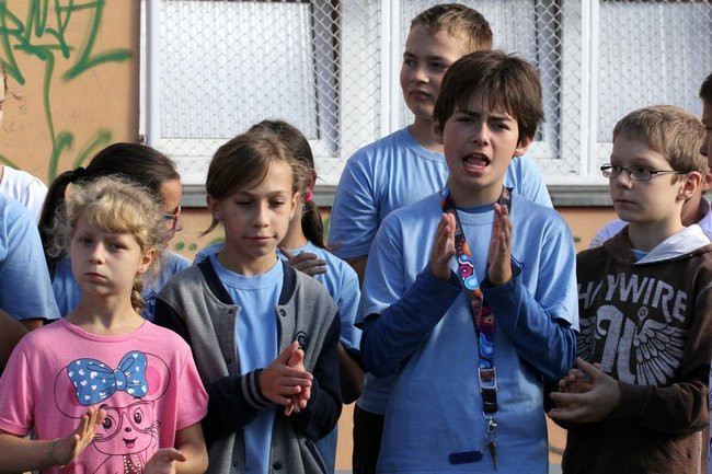 Pierwszy mecz na nowym boisku (zdjęcia)