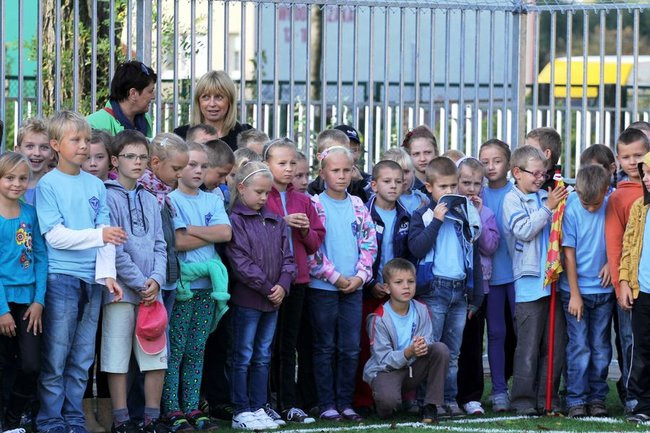 Pierwszy mecz na nowym boisku (zdjęcia)