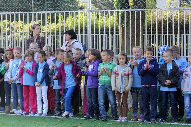 Pierwszy mecz na nowym boisku (zdjęcia)