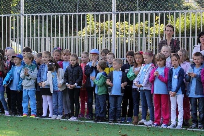 Pierwszy mecz na nowym boisku (zdjęcia)