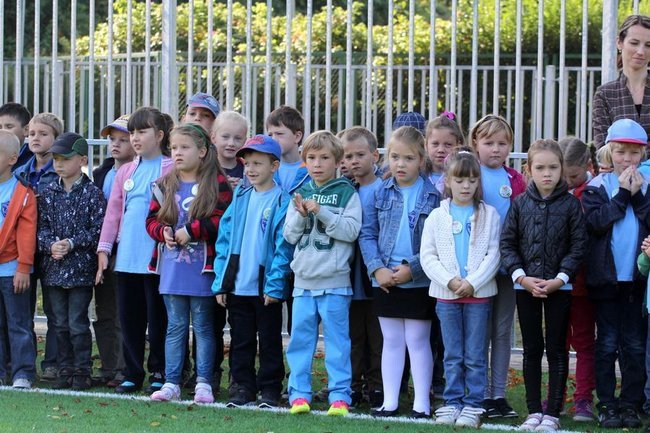 Pierwszy mecz na nowym boisku (zdjęcia)