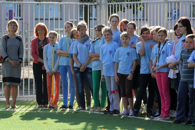 Pierwszy mecz na nowym boisku (zdjęcia)