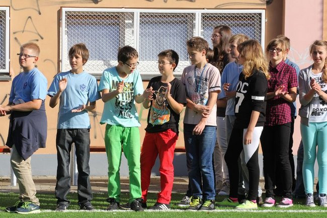 Pierwszy mecz na nowym boisku (zdjęcia)