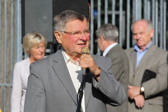 Pierwszy mecz na nowym boisku (zdjęcia)