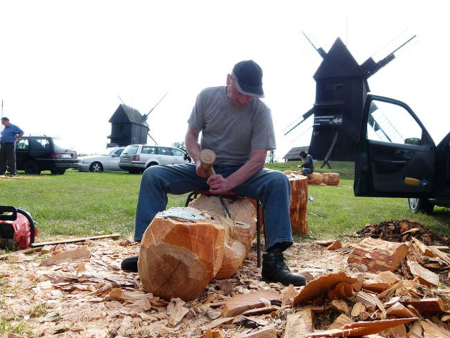 Plener pod wiatrakami (zdjęcia)