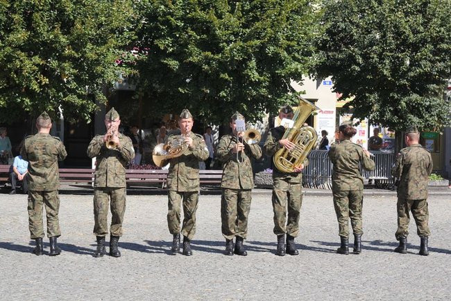 60 lat robią mapy, w piątek dostali sztandar (zdjęcia)
