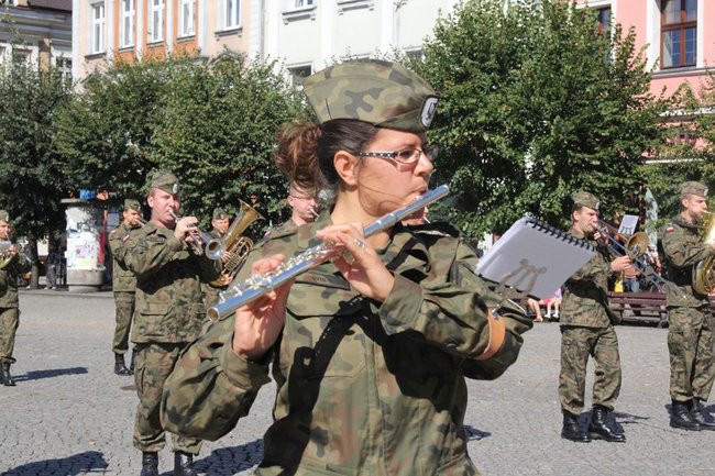 60 lat robią mapy, w piątek dostali sztandar (zdjęcia)