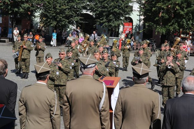 60 lat robią mapy, w piątek dostali sztandar (zdjęcia)