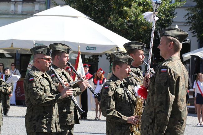 60 lat robią mapy, w piątek dostali sztandar (zdjęcia)