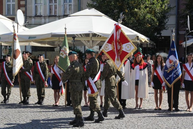 60 lat robią mapy, w piątek dostali sztandar (zdjęcia)