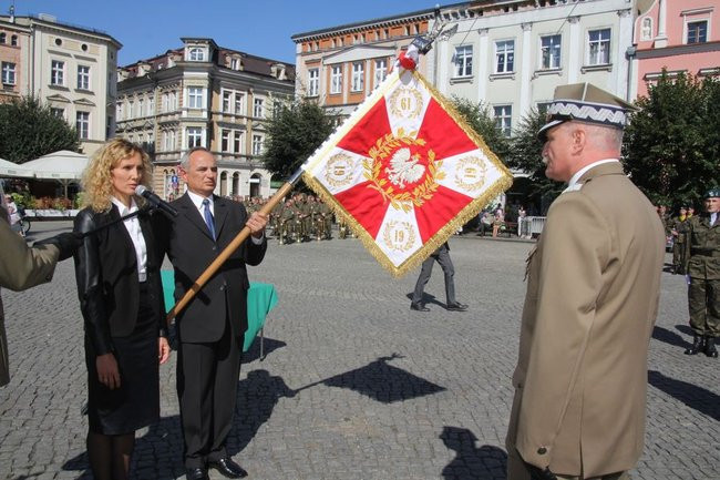 60 lat robią mapy, w piątek dostali sztandar (zdjęcia)