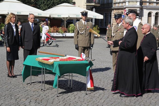 60 lat robią mapy, w piątek dostali sztandar (zdjęcia)