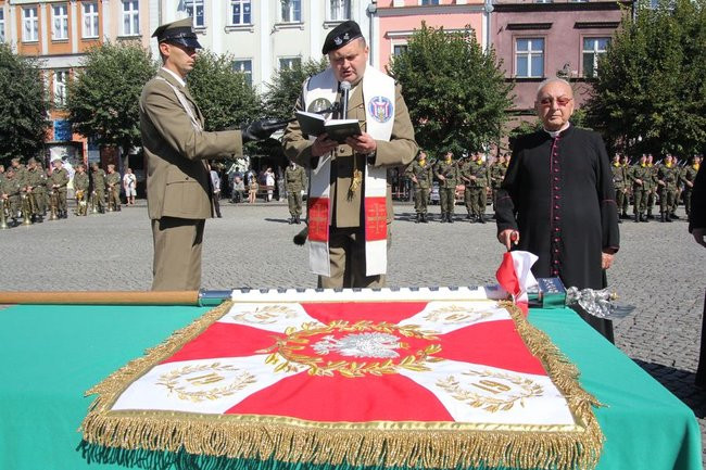 60 lat robią mapy, w piątek dostali sztandar (zdjęcia)